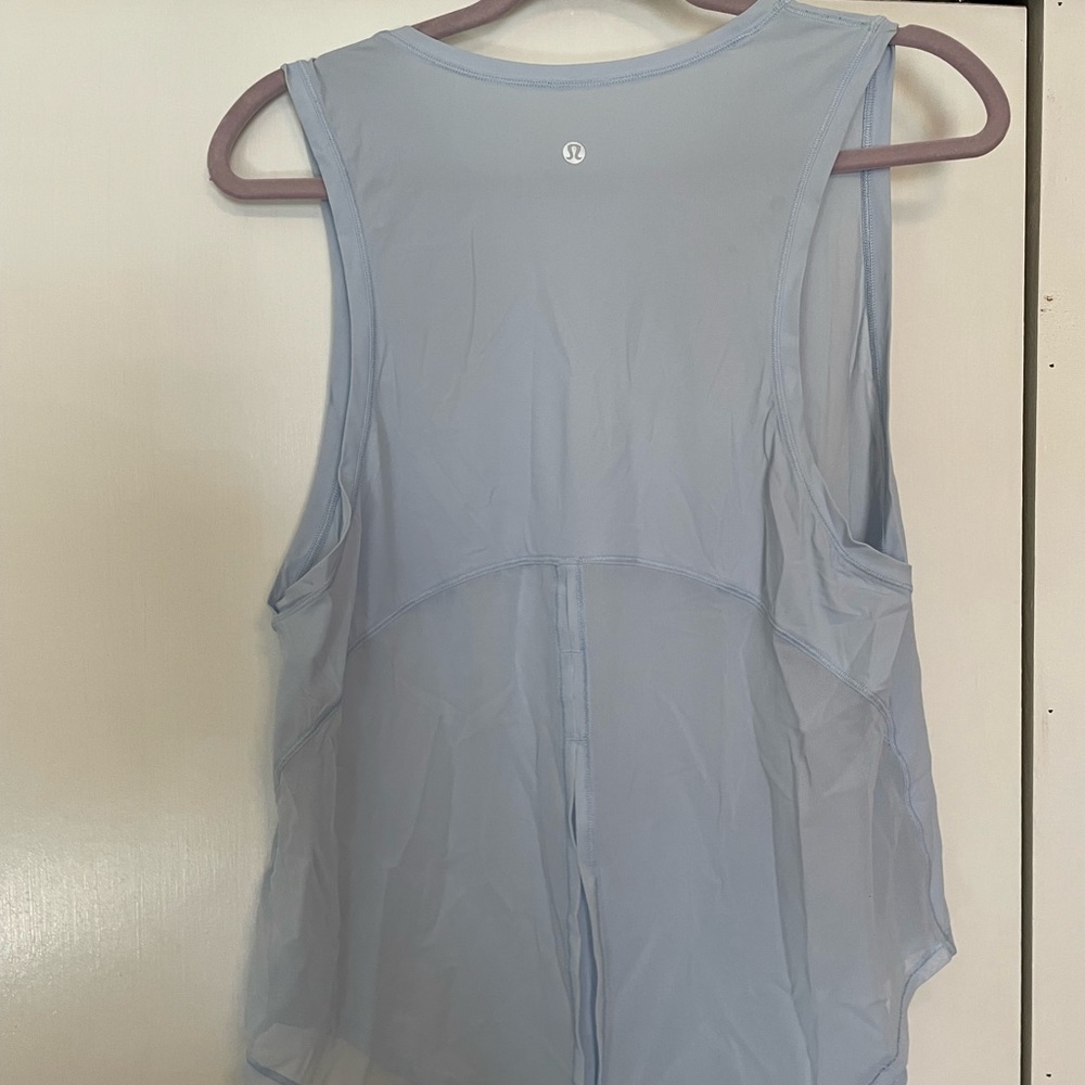 Lululemon tank top - size M or L